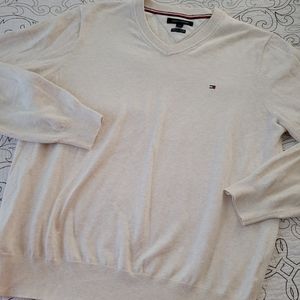 Tommy Hilfiger Essential V-Neck Sweater
